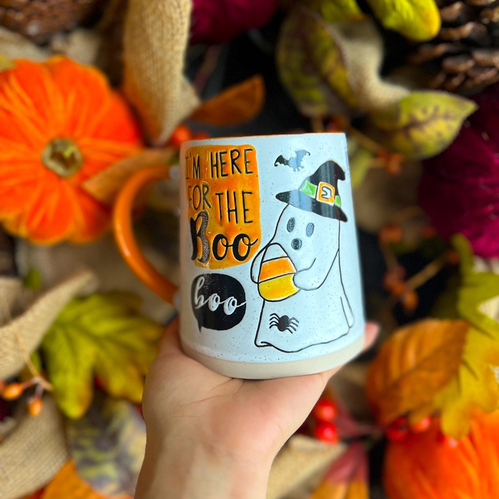 ✨NEW👻Spectrum Designz I’m Here For The Boo Ghost Holding Candy Corn Mug🧡